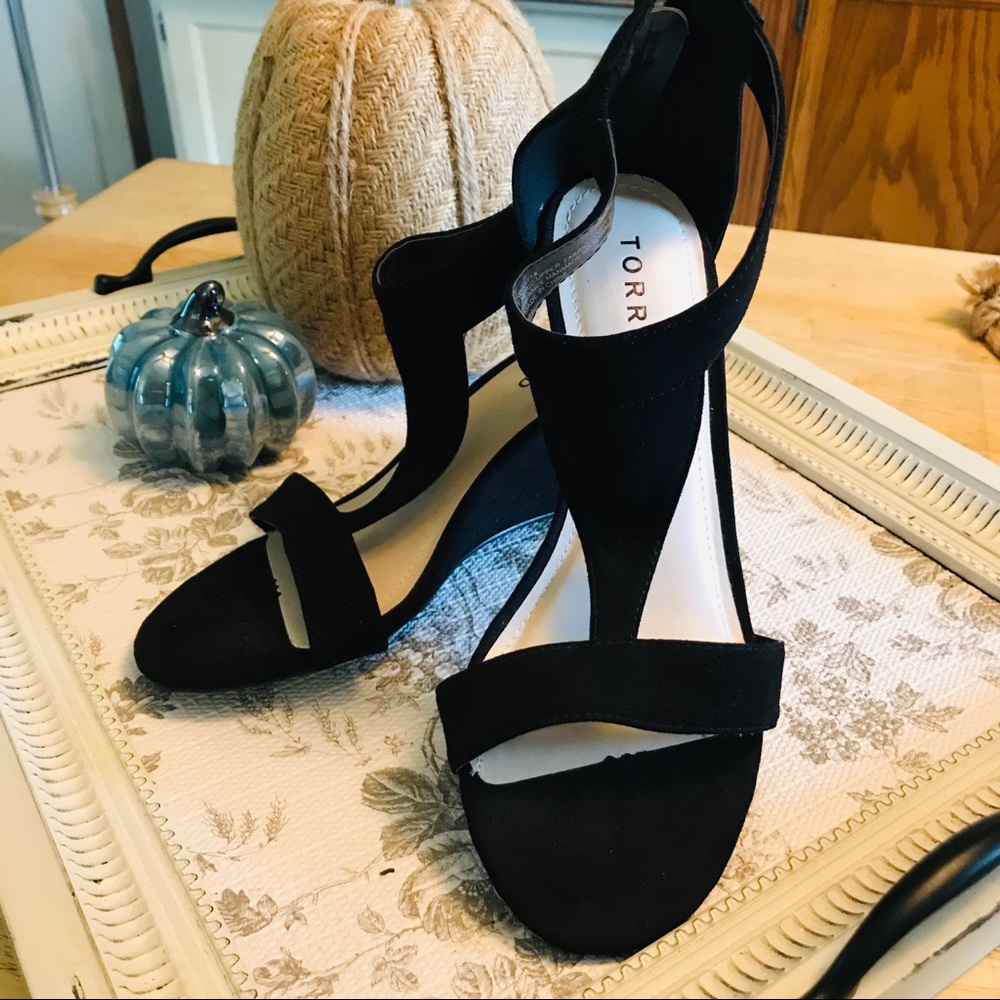 Torrid Black Suede Wedge Sandals Zipper Back